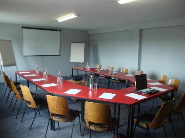 Cozy Hotel Logis Morlaix Plouigneau エクステリア 写真