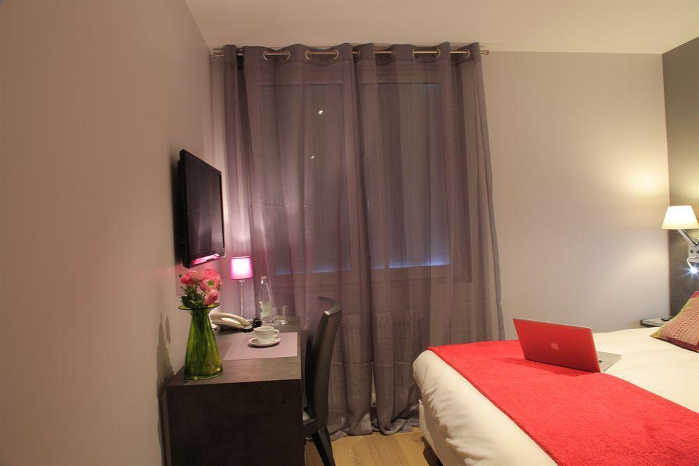 Cozy Hotel Logis Morlaix Plouigneau エクステリア 写真